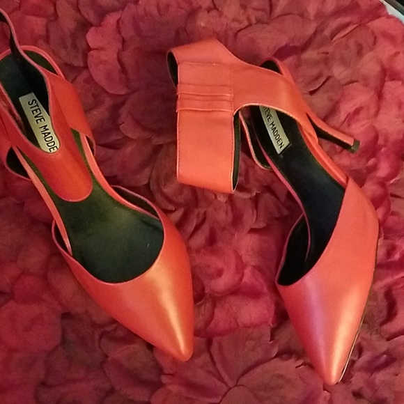 Steve Madden Shoes - Red ankle strap heels